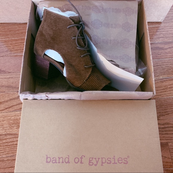 Band of Gypsies Amelia Booties - Picture 5 of 8